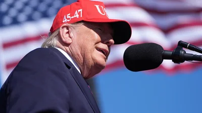 Trump Calls Ukraine's Renewed Strikes on Russian Oil Refineries a "Disgrace"